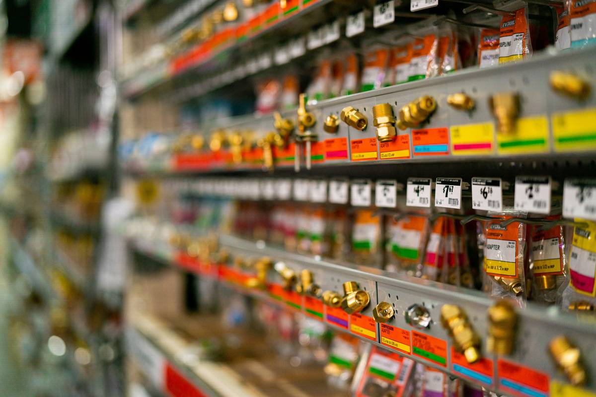 What Are Retail Fixtures: 7 Proven Reasons You’re Overlooking Their Power in Commercial Lighting
